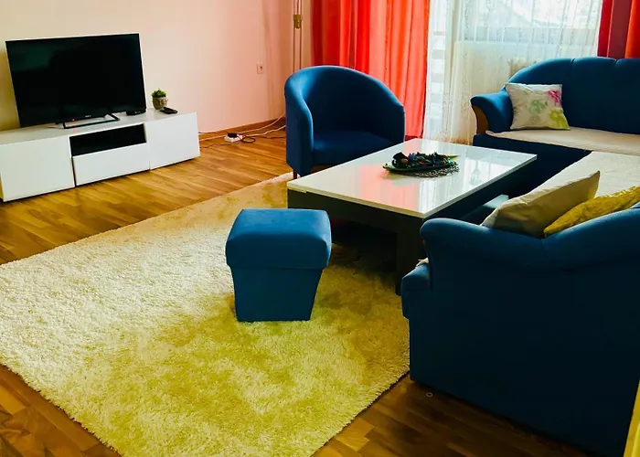 El&Ma Apartment - 3 Bedroom Apartment Close To Sarajevo City Center, Sunnyland With Balcony- Free Parking