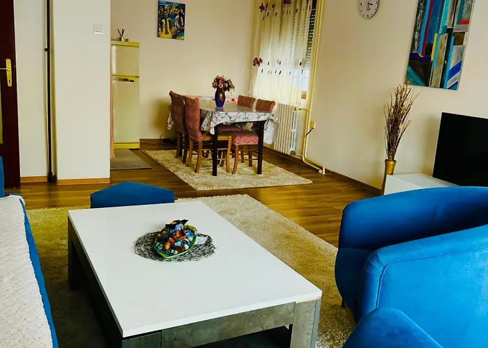 El&Ma Apartment - 3 Bedroom Apartment Close To Sarajevo City Center, Sunnyland With Balcony- Free Parking