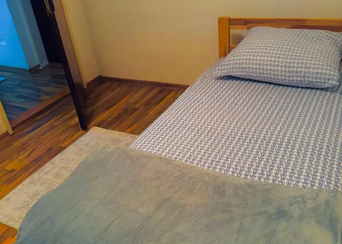 El&Ma Apartment - 3 Bedroom Apartment Close To Sarajevo City Center, Sunnyland With Balcony- Free Parking